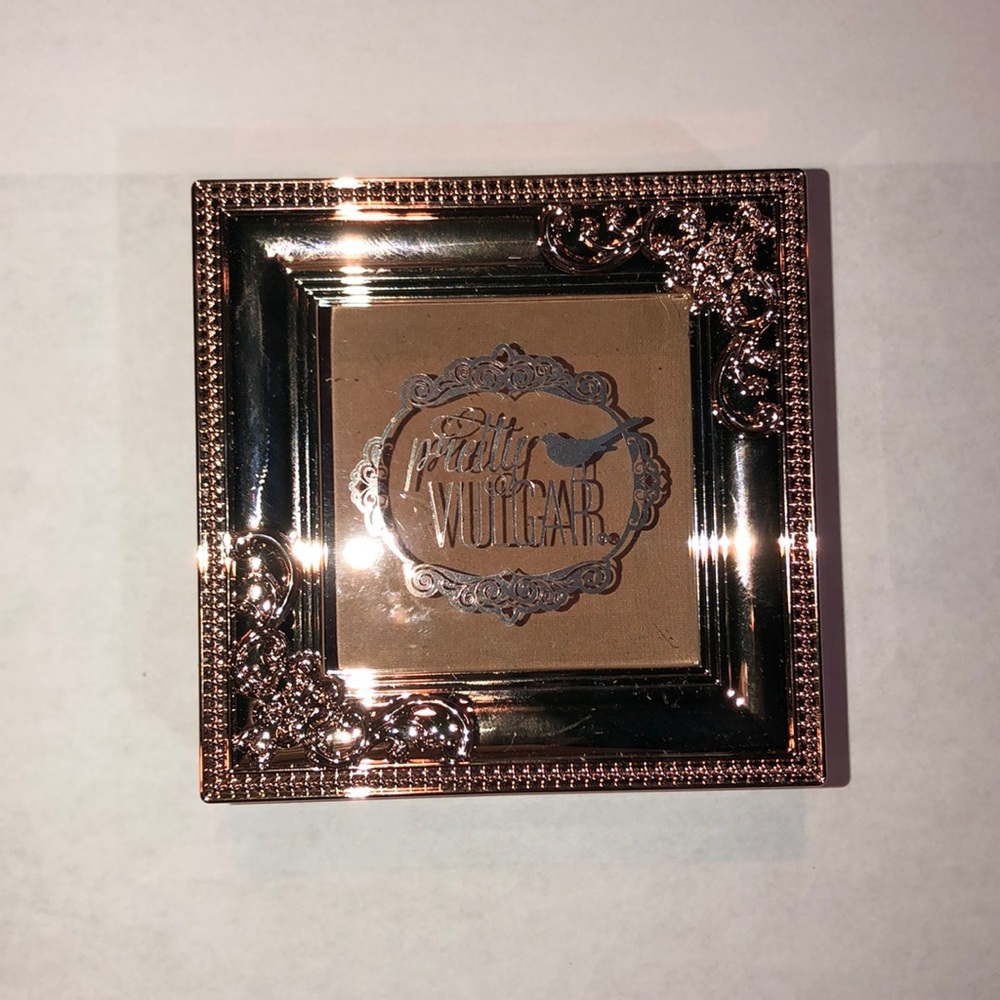 PRETTY VULGAR Bronzed B Powder Bronzer